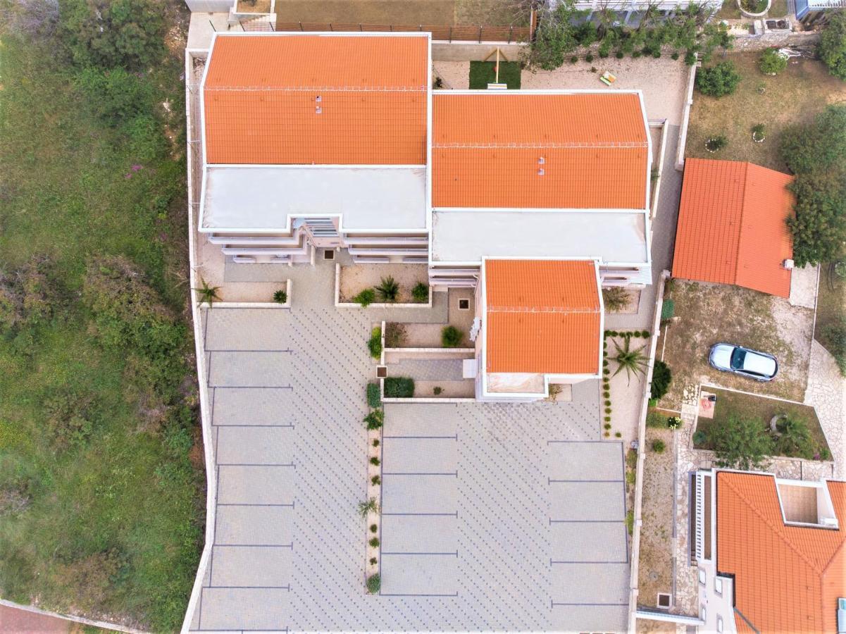 Apartments Kristina, Place For The Family 斯塔拉诺瓦利亚 外观 照片